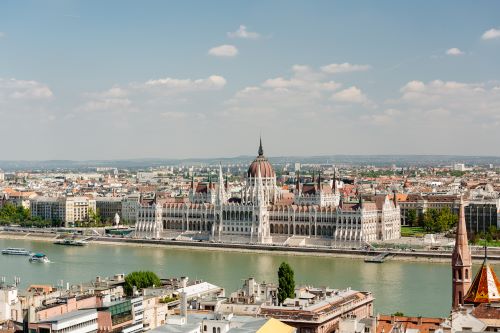 Shared Tour: Vienna to Budapest Day Trip by bus